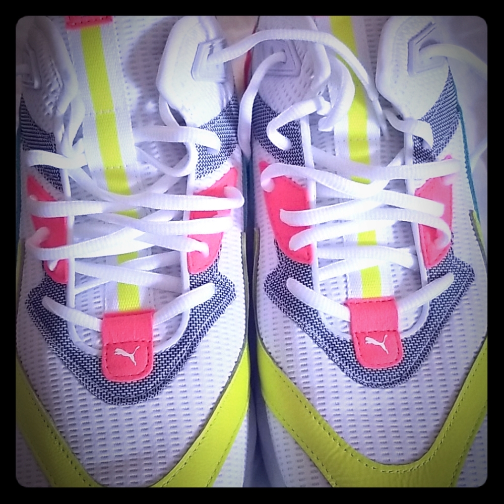 Mens shoes